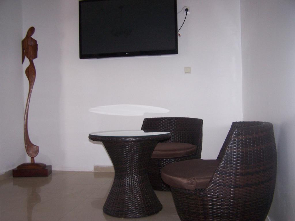 داكاغْ Villa Mermoz المظهر الخارجي الصورة